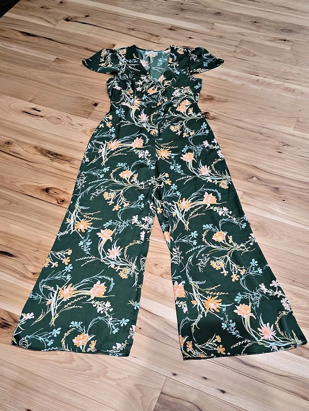 Urban Outfitters Matilda Floral Wide-Leg Jumpsuit Green & Orange Medium